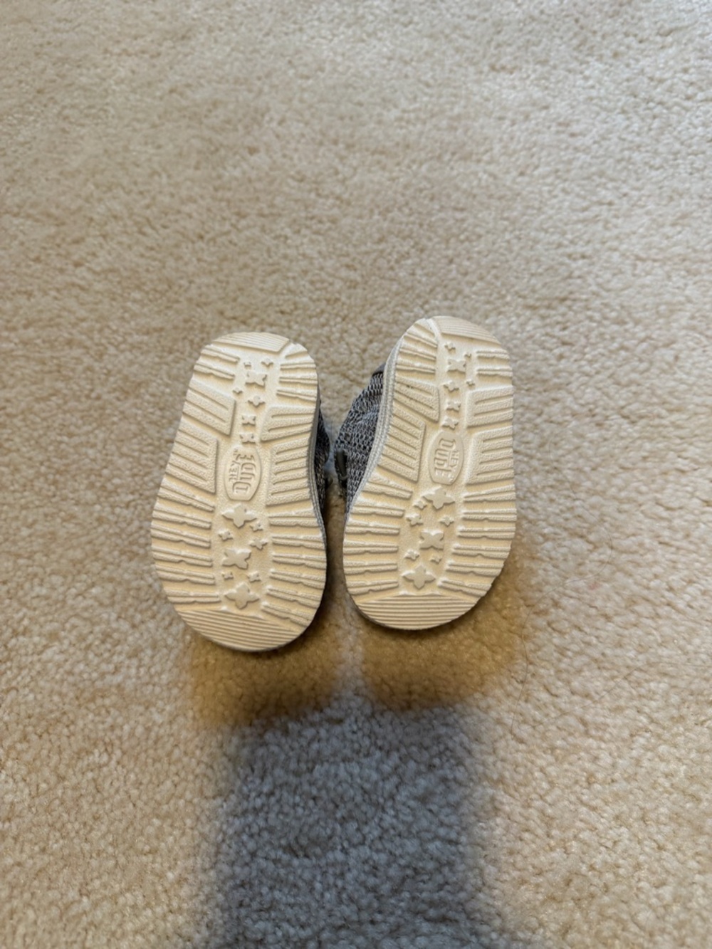 Hey Dude Kids Grey Knit Slip-On Sneakers - Picture 4 of 5